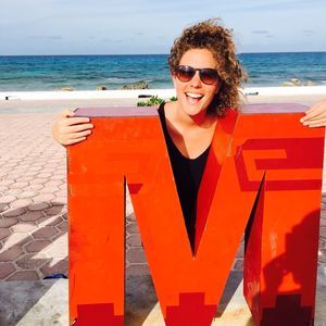 Meet your Posher, Mirthe